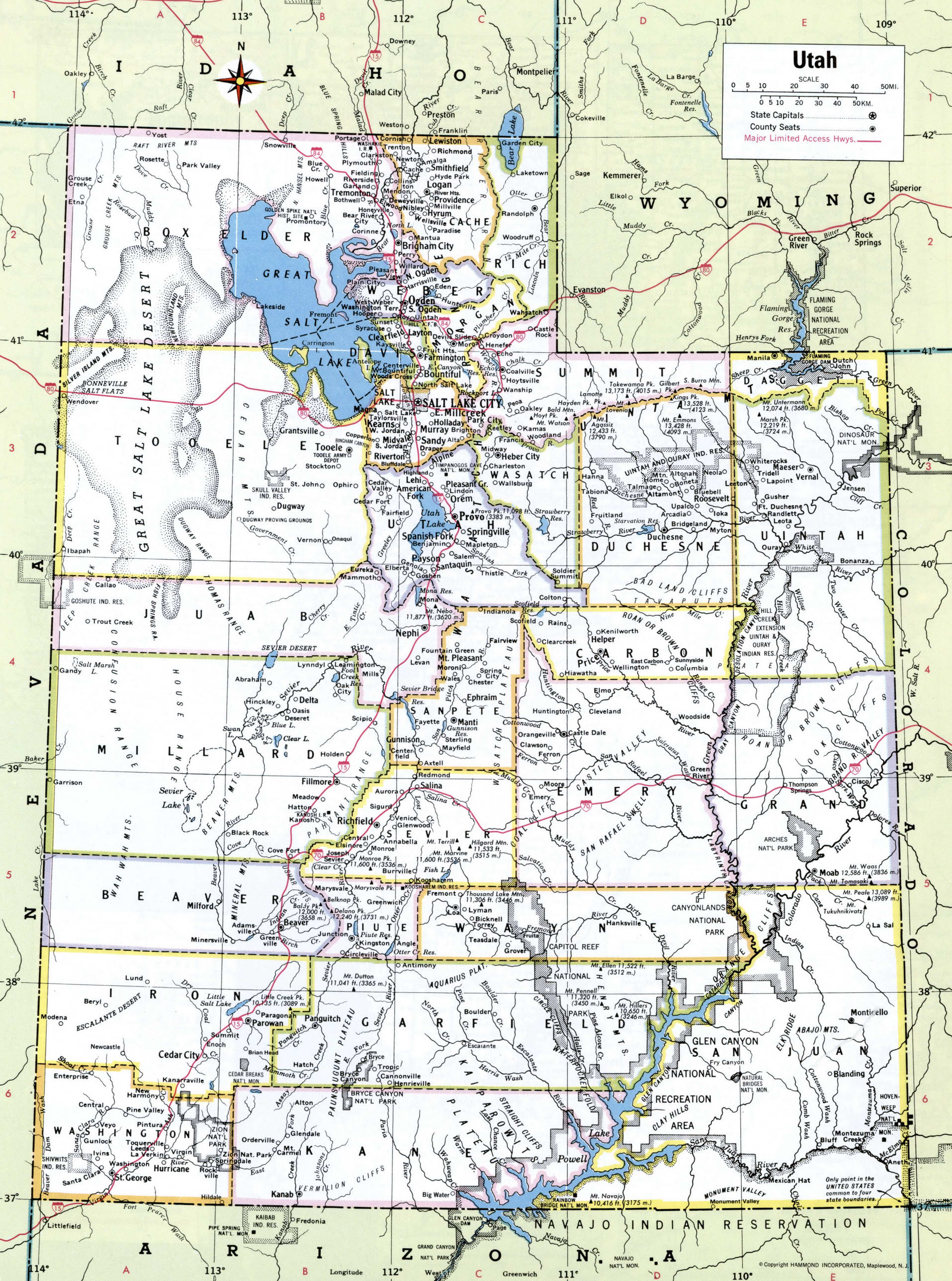 Utah map with counties. Detailed map of the counties of Utah with towns and villages Utah map with counties. Detailed map of the counties of Utah with towns and villages